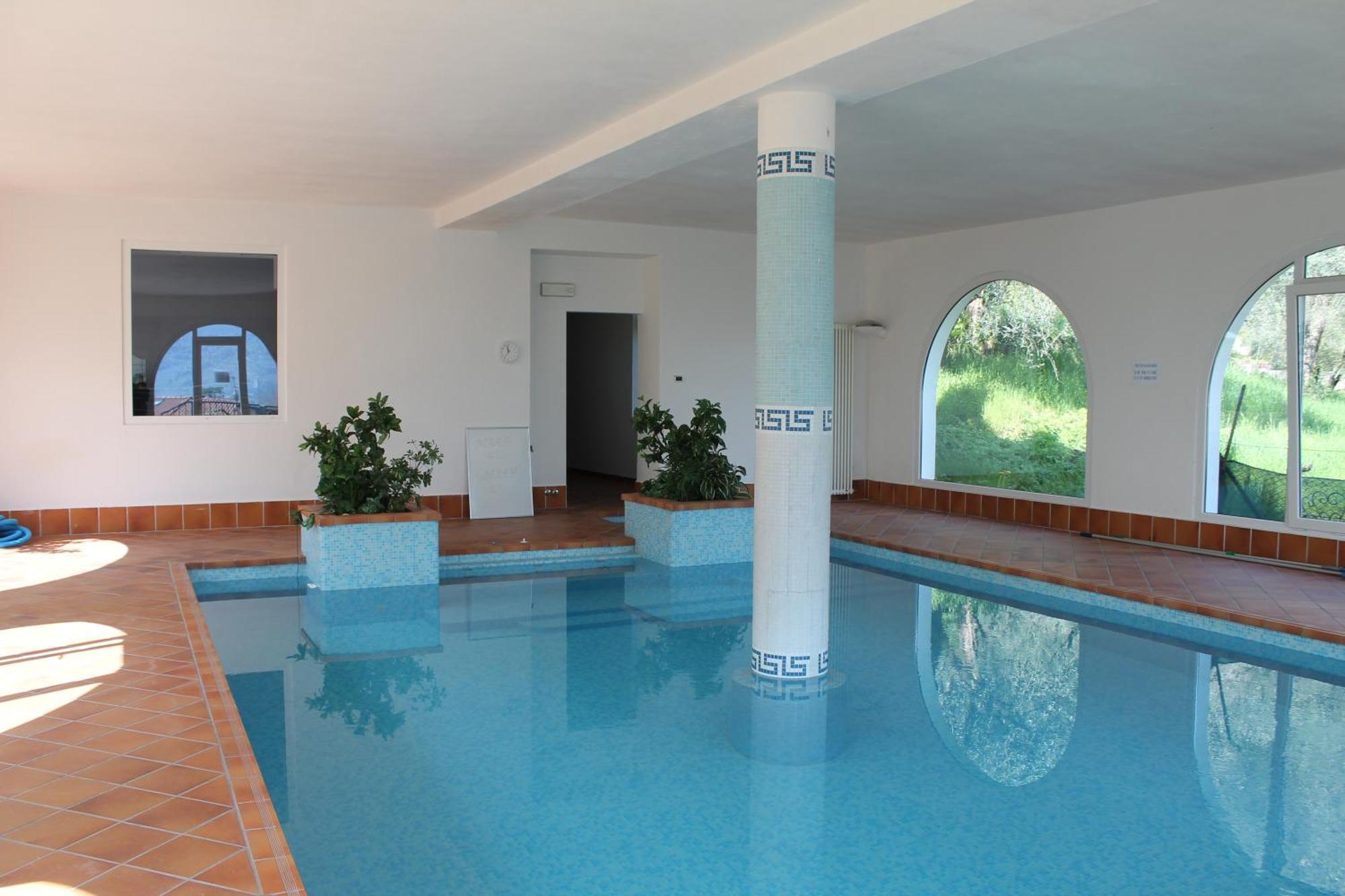 Aparthotel Englovacanze Рива-дель-Гарда Экстерьер фото