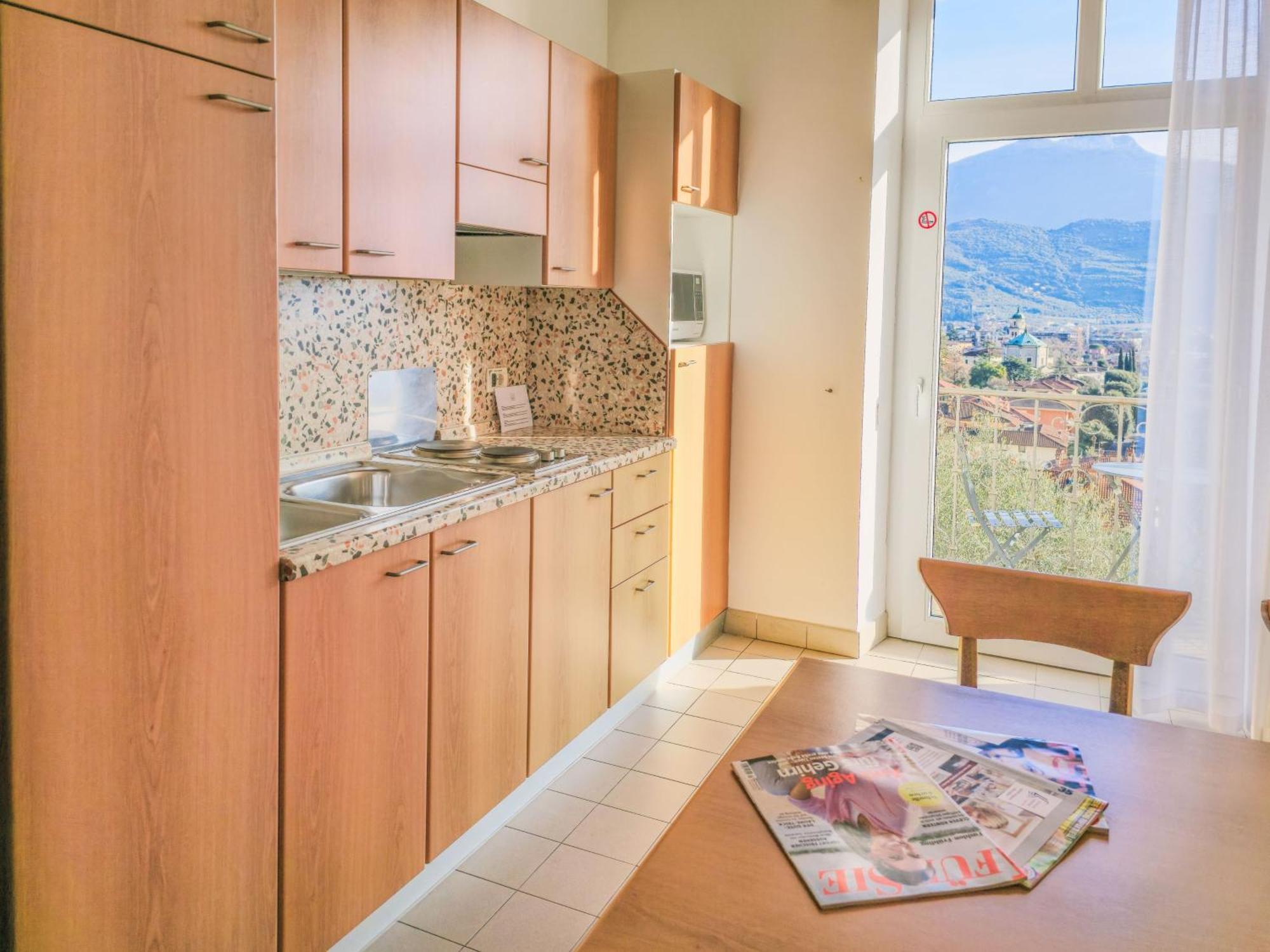Aparthotel Englovacanze Рива-дель-Гарда Экстерьер фото