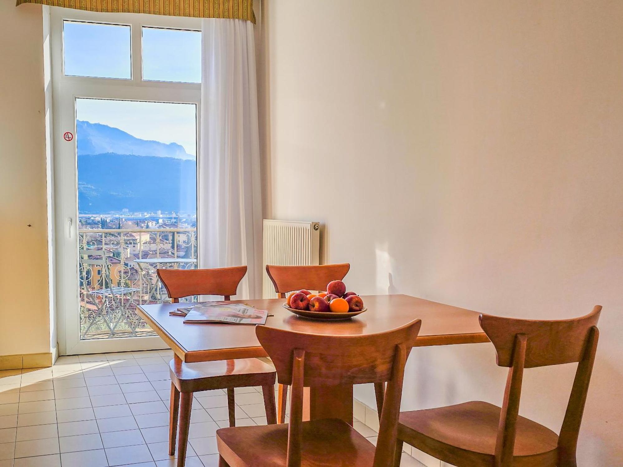 Aparthotel Englovacanze Рива-дель-Гарда Экстерьер фото